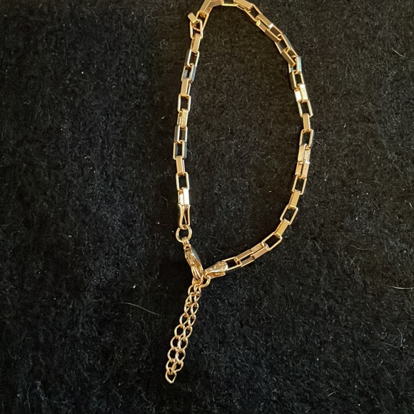 14 k gold plate over Rhodium approximately 7 inch bracelet - Picture 2 of 5